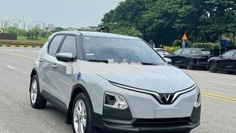 VinFast VF 5 Plus 2025 Xám biển trắng nhí 4₫