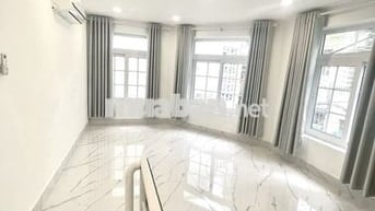 share phòng tầng 1 phù hợp làm văn phòng, kho online, studio nhỏ