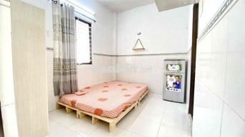 Cho thuê Phòng trọ Full NT ban công 25m2 Q10 gần cầu vượt 3/2 , giờ TD