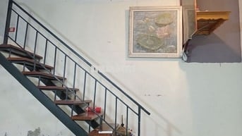 Cho thuê căn  hộ tập thể tang 1