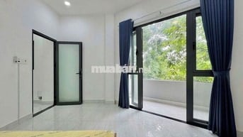 PHÒNG MỚI BAN CÔNG  FULL NỘI THẤT CAO CẤP