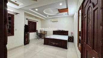 Cho thuê phòng đầy đủ nội thất mặt tiền đường lý phục man
