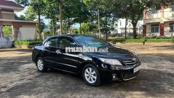 Toyota Corolla Altis số sàn màu Đen