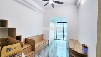 Bóc tem Siêu phẩm CCMN Full đồ xịn sò. ban công, máy giặt tại Cự Lộc