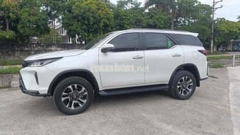 Toyota Fortuner Legender 2021 Trắng 68.000 km