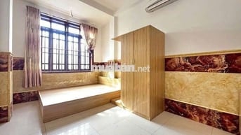 Cho thuê phòng trọ 28m2 đầy đủ nội thất Gần Vạn Hạnh Mall Quận 10