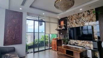 Bán căn chung cư 34 Hoàng Cầu, 92m2, full nội thất, nhà đẹp ở luôn