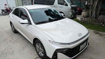 Hyundai Accent Đặc biệt 2025 CVT Trắng 28.000 KM