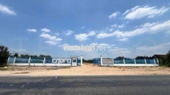 Bán gần 16.000 m² đất có mặt tiền giáp sông 2.000 tấn và lộ Container