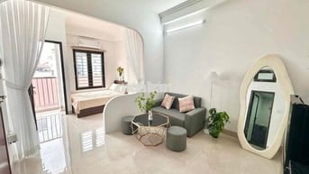 Cho thuê ccmn 89 Phạm Văn Đồng,Cầu Giấy - 35m2 - nha mơi full nội thất