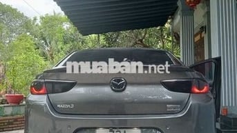 Mazda Mazda 3 Luxury 2023 Xám 35729 km