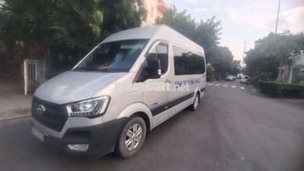 Hyundai Solati 16 chỗ Bạc 218.648 km