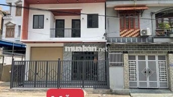 Nhà rộng rãi lầu gần Chợ nổi CR
