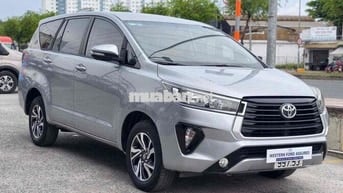 Toyota Innova 2.0E 2021 Số sàn xuất được VAT
