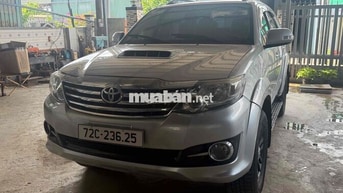 Toyota Fortuner 2016 Dầu Bạc