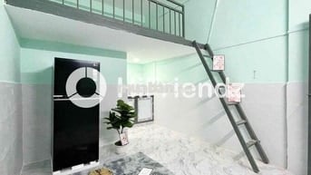Cho Thuê Phòng Gác Giá Rẻ - Nhà Thang Máy Gần Luỹ Bán Bích ĐH Văn Hiến
