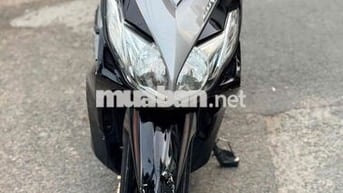 Yamaha Luvias FI Đen, Đỏ, Bạc