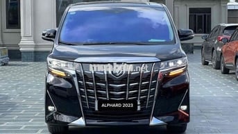 Toyota Alphard 2023 Đen 72 ngàn km