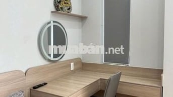Tôn Đản, Quận 4 – 5 phút qua cầu là tới Quận 1