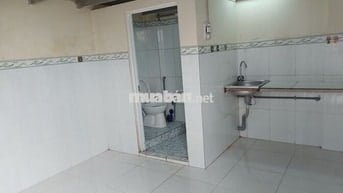 Phòng trọ, giá 2 triệu đồng/tháng