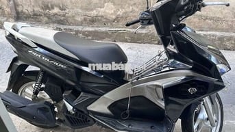 Honda Air Blade Nữ Đen Bạc