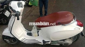 Piaggio Vespa Primavera 2015 Trắng