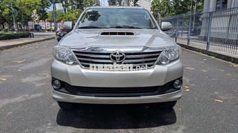 Toyota Fortuner 2014 Bạc 162.000km