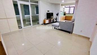 Bán Penthouse Mỹ Viên nhà cũ thích hợp mua về sửa lại ở giá tốt