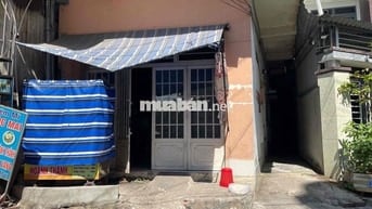 kiot có 3 phòng ngủ trên lầu, đường Phú Châu, Thủ Đức