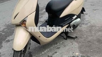 Honda Lead 110cc Vàng cát 1000km