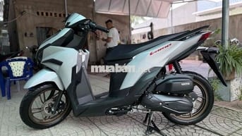 Honda Vario 125 v2 2025 Bạc 2000 km