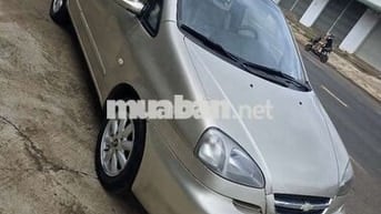 Chevrolet Vivante Vàng cát 7 chỗ