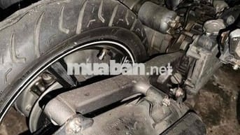 đổi xe trật nhà nên bán ạ
