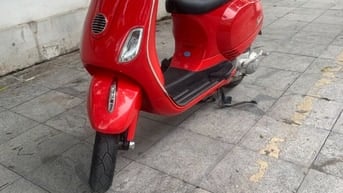 Cần bán xe Piaggio LX 125cc chạy bốc, kim phun điện tử