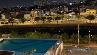 Cho thuê căn hộ 2 Phòng Ngủ, có Nội thất, View Bến Bình Đông rất đẹp