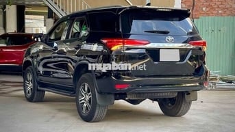 Toyota Fortuner 2022 4x2 AT 2.4L Đen 7 chỗ