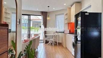 CHO THUÊ CHDV STUDIO 30M2 BAN CÔNG CỬA SỔ SÁT ĐẠI HỌC HOA SEN
