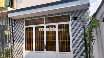 Sót căn nhà sổ riêng Phú Lợi-TP.TDM cũ (phường Phú Lợi-TP.HCM) giá êm