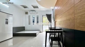 GẦN VHU PHÒNG ĐẸP BAN CÔNG FULL NỘI THẤT