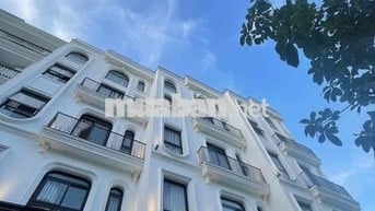 BAN CÔNG , GÁC CAO , NHÀ MỚI , Đường ô tô , hàng xóm giàu