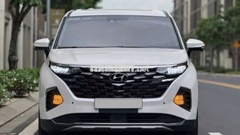 Hyundai Custin Cao Cấp 2.0T 2024 Trắng 7 chỗ
