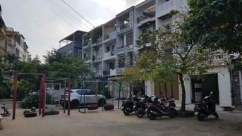 Cần đất góc 2 mặt hẻm xe hơi 160 đường Bùi Đình Túy