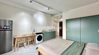 Studio cửa sổ trời siêu đẹp siêu mới