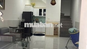 NHÀ 1T1L 2PN FULL NỘI THẤT, ĐẬU Ô TÔ THOẢI MÁI. PHÙ HỢP Ở GIA ĐÌNH