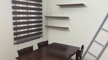 Nhà riêng khép kín, điện nước giá thường, đầy đủ tiện nghi, an ninh 