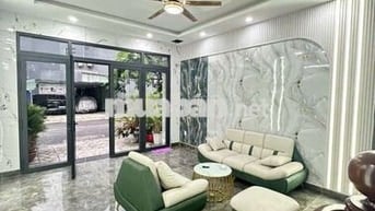 nhà 1 trệt 2 lầu An Phú có sẵn nội thất