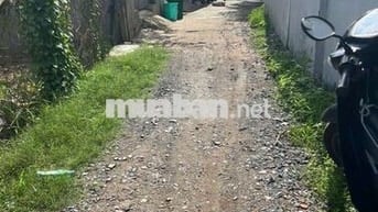 Bán đất hẻm xe hơi, gần ngã 4 quán chuối.5x25 có 108m thổ cư.