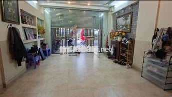 KHU VỰC AO SEN  TÊN LỬA ‘ 100 m 5 TẦNG ‘ 5 x 20 m  100m 5 PN ‘ 5 WC ‘
