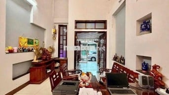 NHÀ 1 TRỆT 1 LỬNG – MẶT TIỀN ĐƯỜNG NHỰA XE Ô TÔ P8 - GẦN TRƯỜNG CHU VĂ