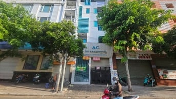 TÔI CẦN BÁN 17-19 PHAN XÍCH LONG, P.CẦU KIỆU HẦM 6 TẦNG NGANG 7M×14M